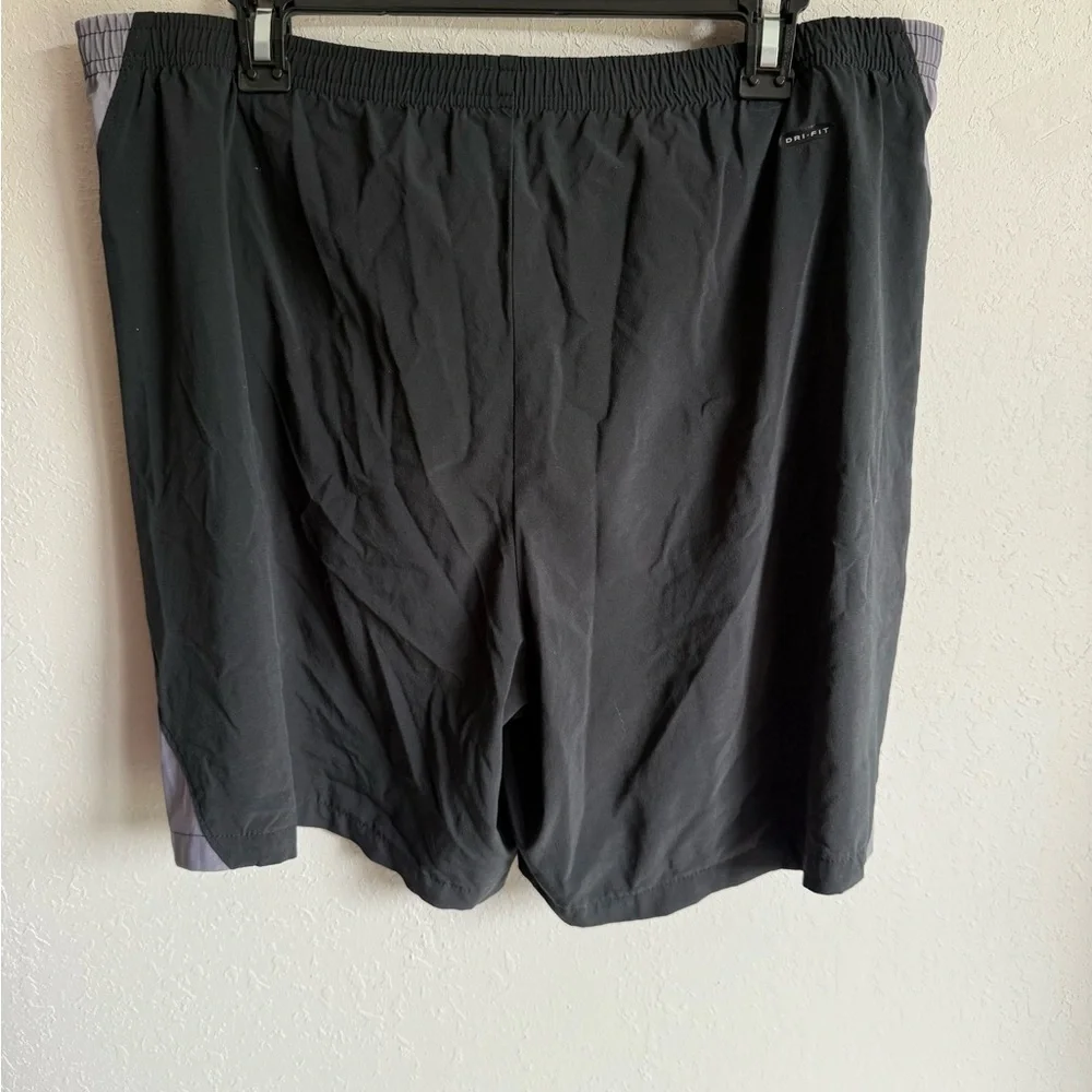 Men’s L Black/Gray Nike Dri-Fit Lightweight, Aquatic, Swim Trunks